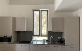 Esclusivo Appartamento In Villa Al Mare